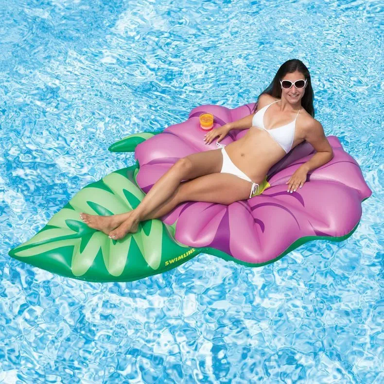 Hibiscus Flower Float